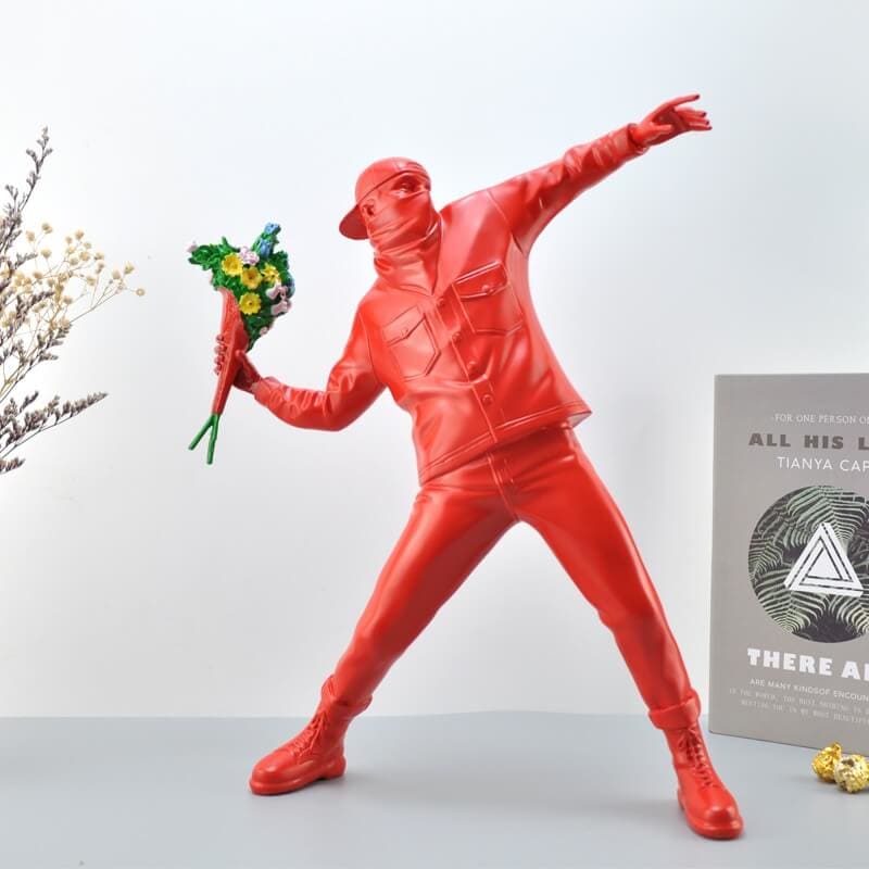 Sculpture Banksy Flower Bomber | Omega Statue
