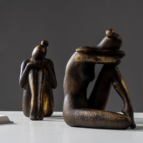 Statuette Femme Assise 19 cm
