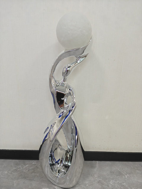 Statue Nordique Abstraite Chrome 82 cm