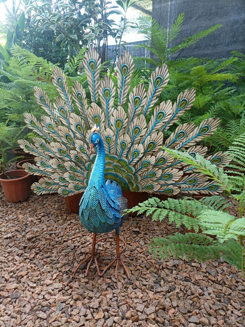 Statue Paon en métal 81 cm