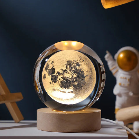 Boule Cristal 3D Rotative avec Lumières LED - Objet Déco Astronomie
