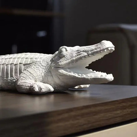 Statue Crocodile 24 cm en résine