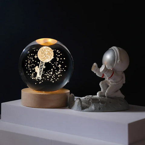 Boule Cristal 3D Rotative avec Lumières LED - Objet Déco Astronomie