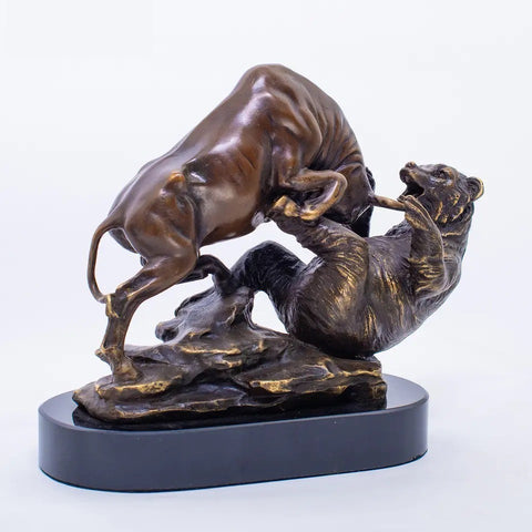 Statue Taureau Bronze <br/> Attaque sur l'Ours