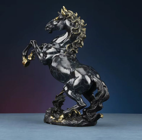Sculpture cheval cabré en laiton effet marbre noir 27 cm