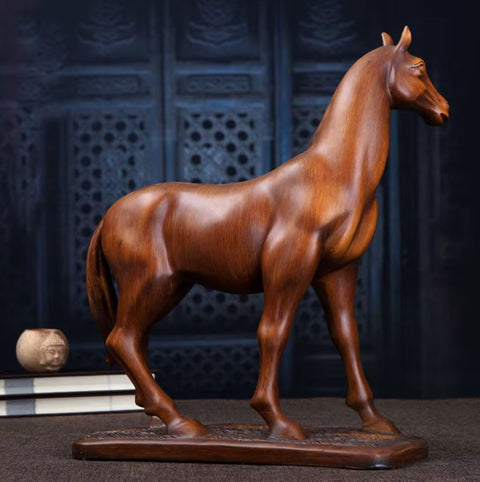 Sculpture cheval en résine, imitation bois, 36 cm
