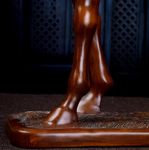 Sculpture cheval en résine, imitation bois, 36 cm