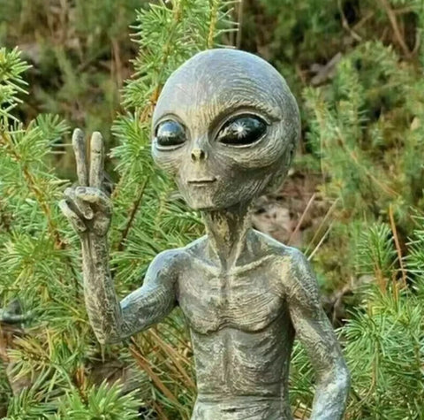 Statue extraterrestre pour intérieur/extérieur (lot 2) 15 cm