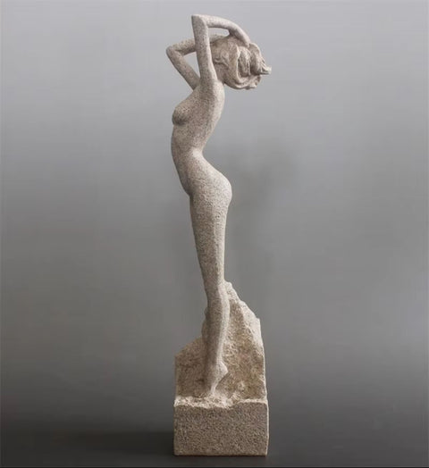 Statue femme nue en grès 32 cm