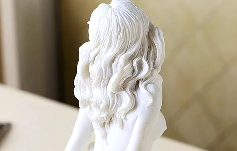 Statue femme nue assise 31 cm