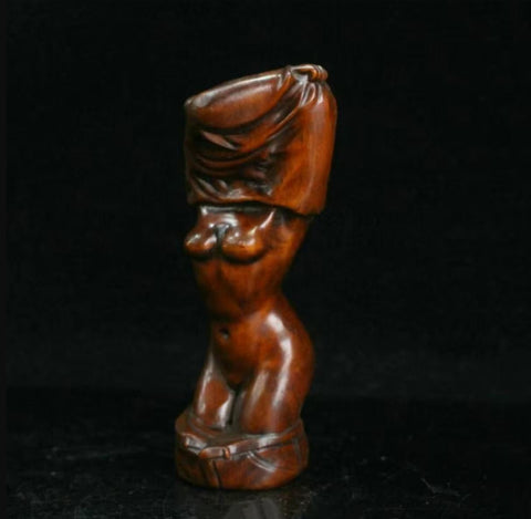 Statue en bois femme nue 9 cm