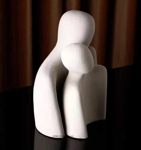 Statue couple abstrait en céramique 25 cm
