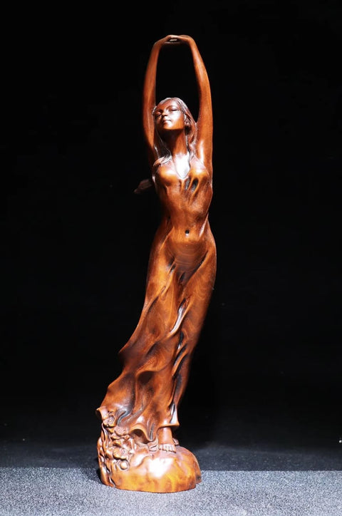 Statue femme en bois 23 cm