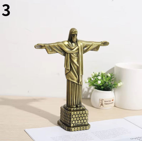 Statue du Christ Rédempteur en métal 18 cm