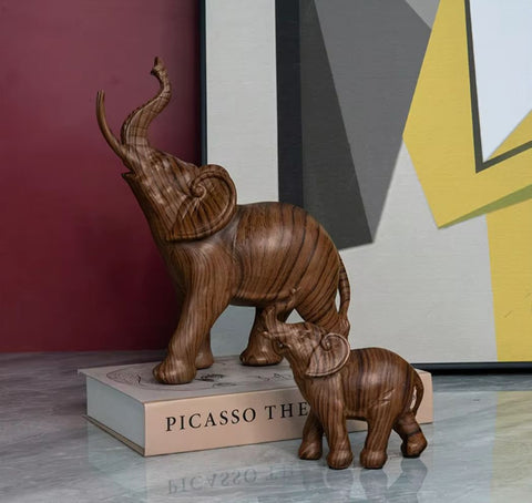 Statue éléphant en résine imitation bois 26 cm