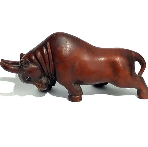 Statuette taureau en bois 5 cm