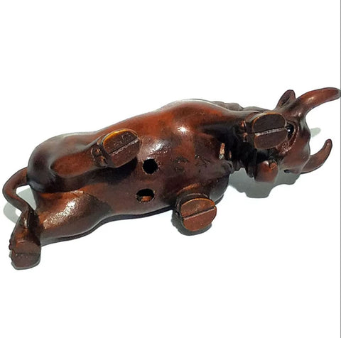 Statuette taureau en bois 5 cm