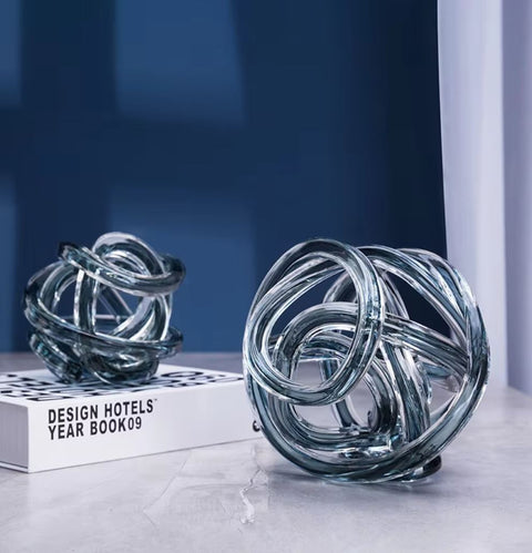 Sculpture en verre bobine torsadée gris 16 cm
