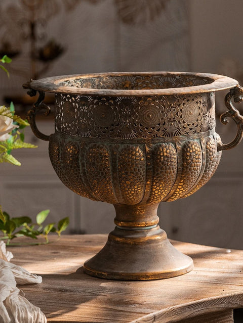 Vase antique en fer 36 cm