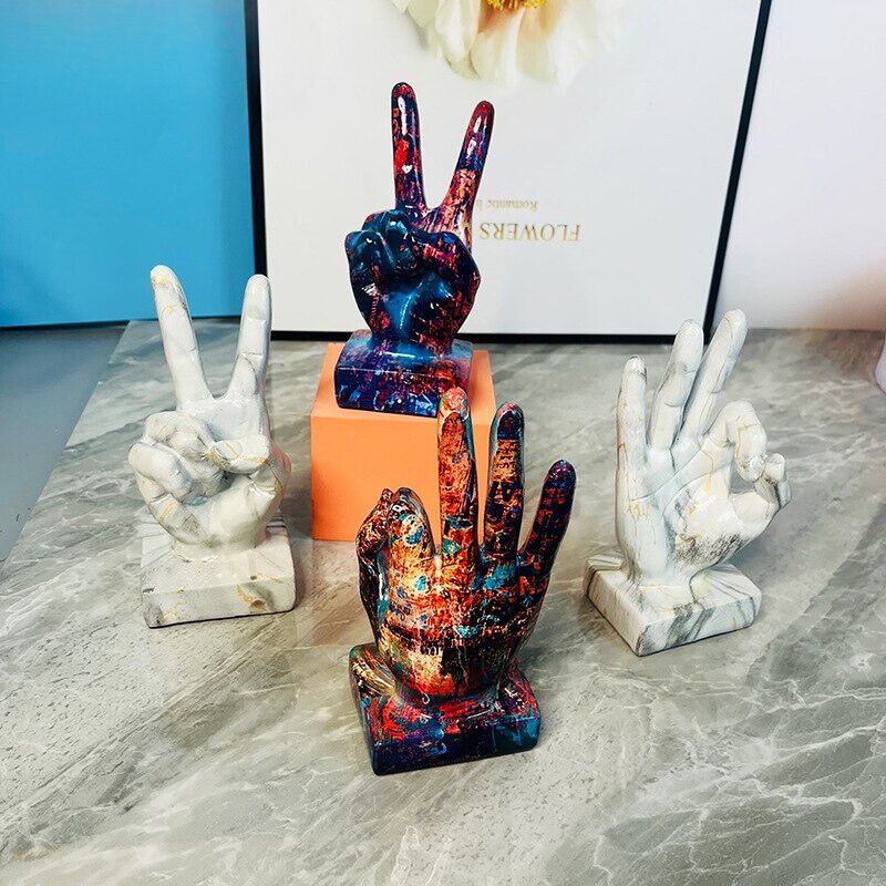 Statue Doigt | Omega Statue