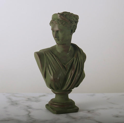 Statue Diane Chasseresse