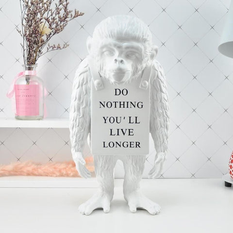 Statue Gorille <br/> Banksy Brandalism Monkey 36 cm