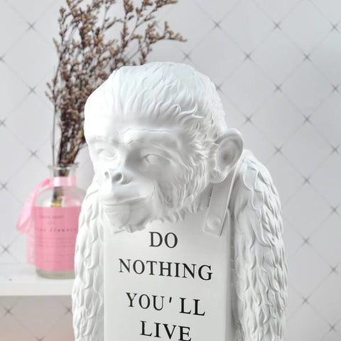 Statue Gorille <br/> Banksy Brandalism Monkey