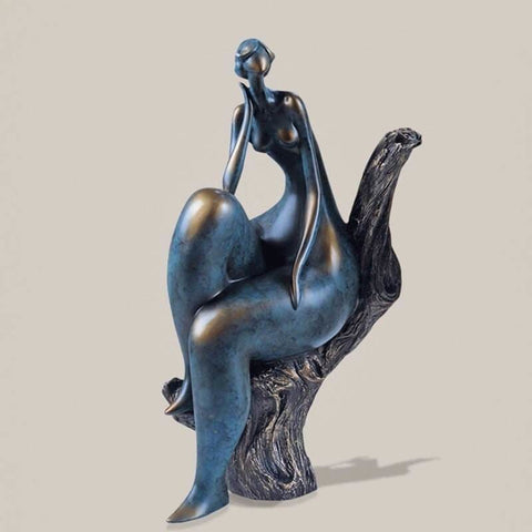Statue Femme Ronde <br/> Indépendante 33 / 59 cm