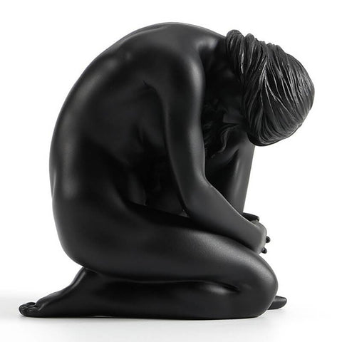 Statue Femme <br/> Tenue d'Ève 11 cm