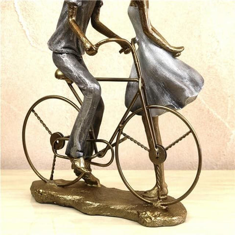 Statue Couple Romantique <br/> à Vélo