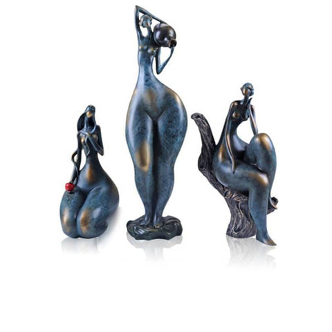 Statue Femme Ronde <br/> Indépendante 33 / 59 cm