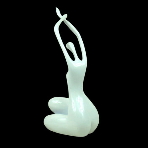 Statue Femme <br/> Ronde Assise 34 cm