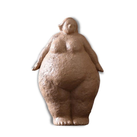 statue femme ronde argile