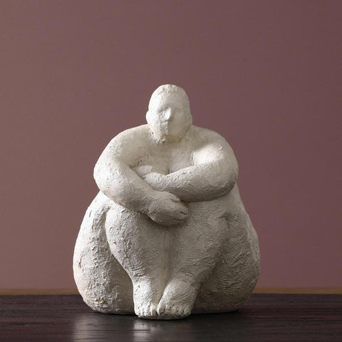 Statue Femme Ronde <br/> Argile 18 / 27 cm